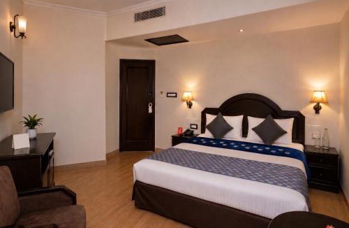 Sindhi Camp Hotel | Palette Hotel by CheckIn Jaipur City Centre