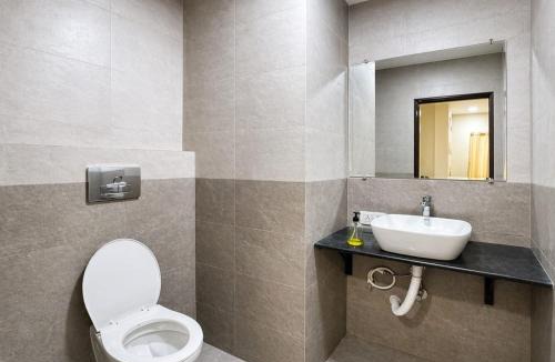 Jubilee Hills Hotel | IndiGo Line Hotel - Beside Omega Hospital Banjara Hills
