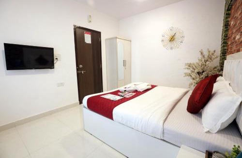 Kandivali East Apartment | Azure Suite 1 BHK Serviced Apartment in Kandivali East, Mumbai