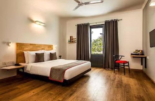 Varanasi Hotel | Collection O Civil Court Varanasi