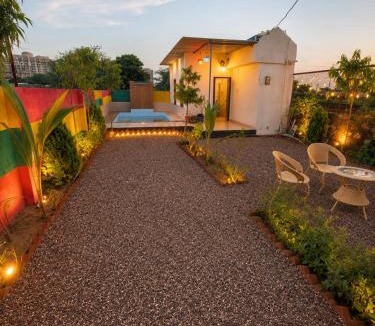 Sanganer House | Shiv Niwas Stay Luxury Farmhouse Mahindra sez Jaipur