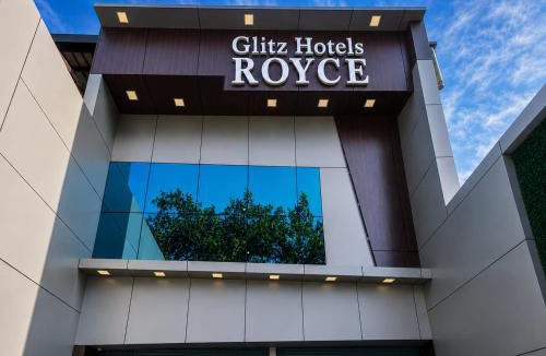 Kismat Nagar Hotel | Hotel Royce By Glitz-Nxt to Visa Consulate & Kurla Station