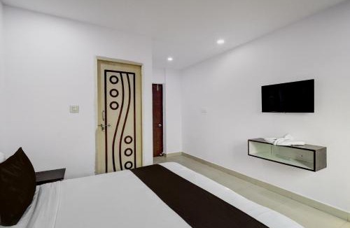 Hyderabad Hotel | Hotel O Aayush Stay Inn