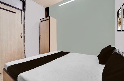 Patel Nagar Hotel | Hotel O Vajirao PG