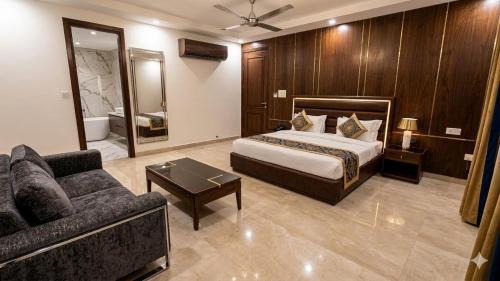 Chanakyapuri Hotel | Hotel Skyway Residency