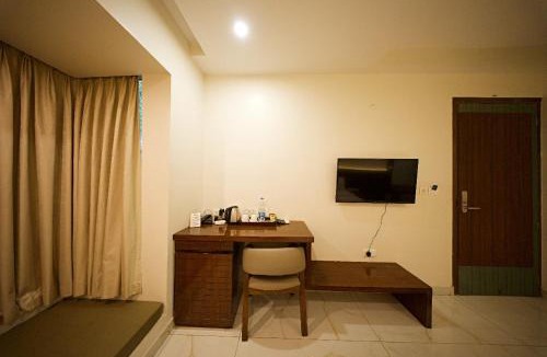 Devanahalli Hotel | Veerdency Luxury Resort - 3 Km to Banglore Airport