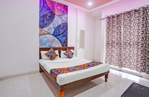 Panchavati Hotel | FabHotel Saptshrungi