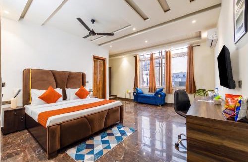 DLF Phase 1 Hotel | Hotel BNB Stays Near Golf Course Road