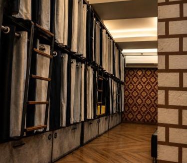 Ahmedabad City Centre Hostel | Charyana Heights Ac Dormitory