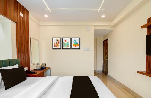 New Town Hotel | Super Collection O Newtown Bus Stand Formerly The Executive Suites