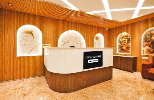 Dhanbad Hotel | Super Townhouse Oak Dhanbad Railway Junction