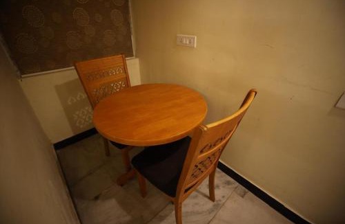 Parthasarathy Puram Hotel | StarlightHotels ARResidency
