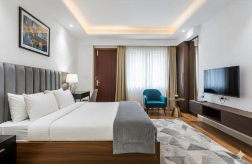 Green Park Hotel | Hotel Royal Green - Green Park Metro