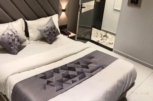 Chandkheda Hotel | Hotel Bellemount