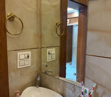 New Delhi Apartment | Delhi TripleOne Stays