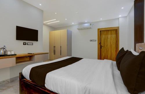 Bhubaneshwar Hotel | Super Townhouse Puri Bypass Crossway Formerly Hotel Pratee Heights