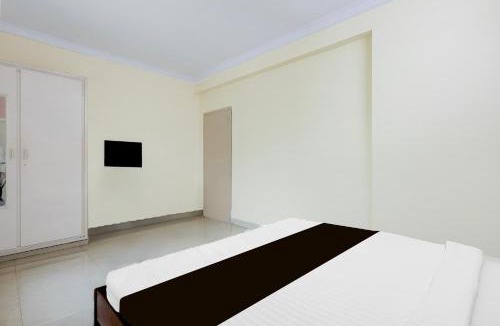 Kakinada Hotel | Collection O Bhanugudi Junction Kakinada Formerly Stay Inn Luxury