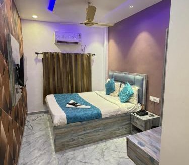 Versova Hotel | Hotel Aala - Versova