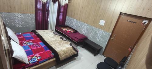 Kharsali Hotel | Omji Niwas - Kalindi