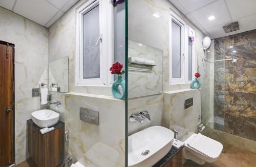 Vasundhara Hotel | Status By Hotel The Emporio