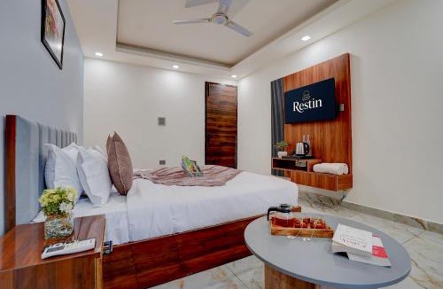 Noida Hotel | Restin Hotel - Spectrum Mall Road - Sector 101