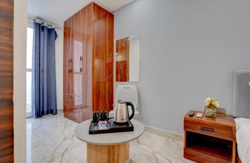Noida Hotel | Restin Hotel - Spectrum Mall Road - Sector 101