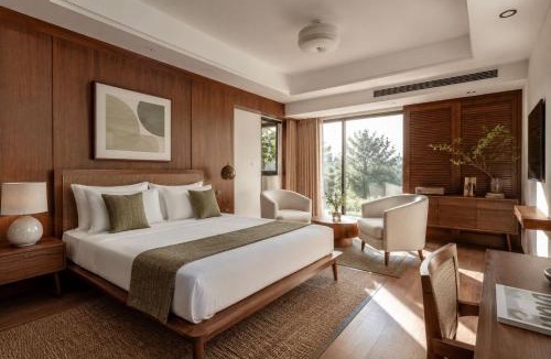 South West Hotel | The King Plaza