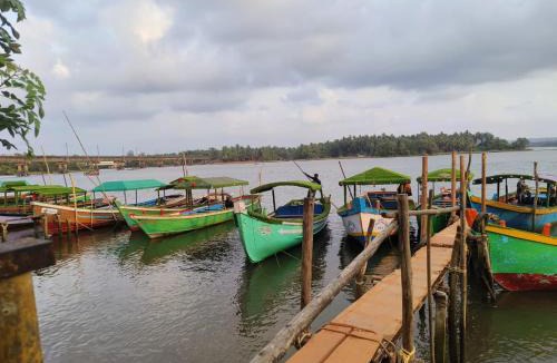 Honavar House | Riveria Palms by Bennys Wecare Homestay & Boating
