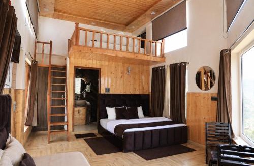 Tehri Range House | Hotel Amadeus