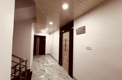 Patna Hotel | The Aura Grand Hotel and Cafe