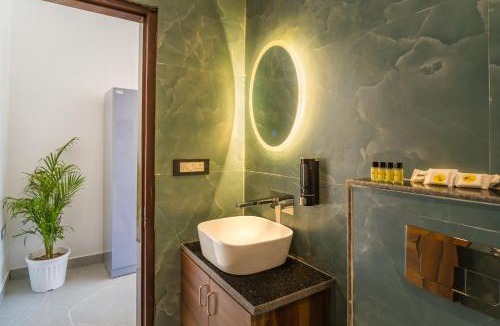 Jogiyana Hotel | Tripli Hotels Lavanya Hills