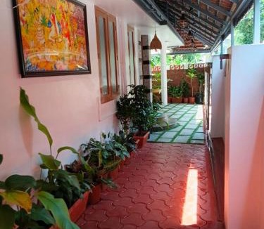 Thiruvananthapuram House | Kasi Heritage Home Near Sree Padmanabha Swami Temple 800m
