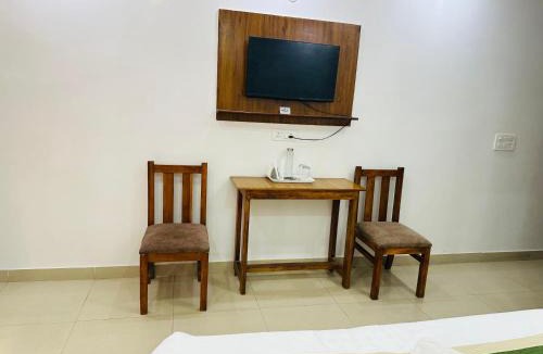 Noida Hotel | Hotel SV Near Noida Metro Station 52