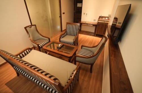 Changanacherry Hotel | raj Regent kurichy
