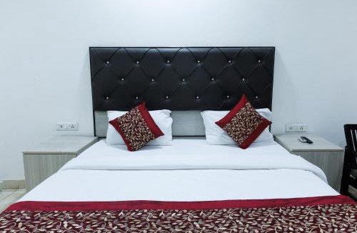 Sector 39 Hotel | Hotel Ornate Residency And Suites