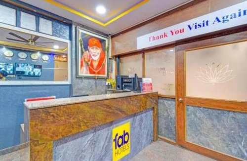 Himayatnagar Hotel | FabHotel Sri Sai Regency- Nr RTC X Roads Metro Station