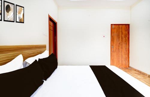 Hyderabad Hotel | Hotel O by OYO BLUEMOON