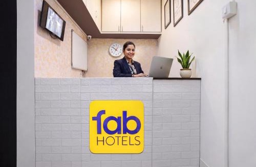 Kandiwali West Hotel | FabHotel Marvey Residency