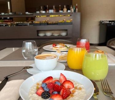 Aerocity Hotel | Hotel Enclave Plaza Near IGI Airport New Delhi
