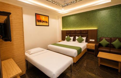 Gomti Nagar Hotel | Hotel Hyfa Continental