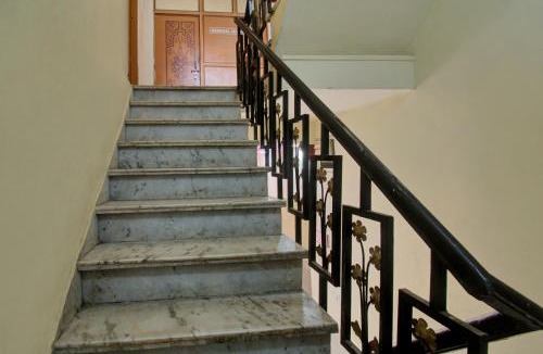 Amer Fort Road Hotel | Hotel O Asian palace near jalmahal amer jaipur city