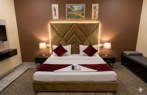 Ghaziabad Hotel | Hotel Royal Blue The Premium Rooms-Rajendera Nagar
