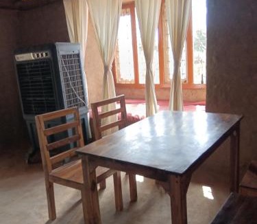 Kasrawad House | Ishika Homestay