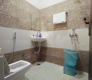 Indirapuram Apartment | Homlee-Yashoda-3BHK-Parking-Max Vaishali