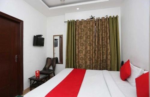 Jangupura Extension Hotel | Hotel Bir - Near Nizamuddin Railway Station