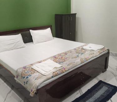 Faizabad Hotel | Ayodhya Stay