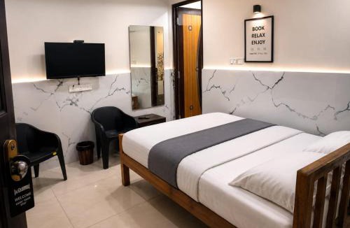 Kukatpalli Hotel | Wayan Luxury Rooms