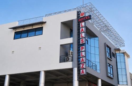 Bhopal Hotel | Hotel O Lal's Plaza