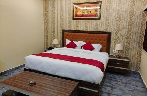 Gauriganj Hotel | Revati Mahal