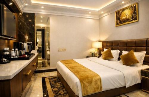Ayodhya Hotel | Royal Awadh Inn Near Shree Ram mandir